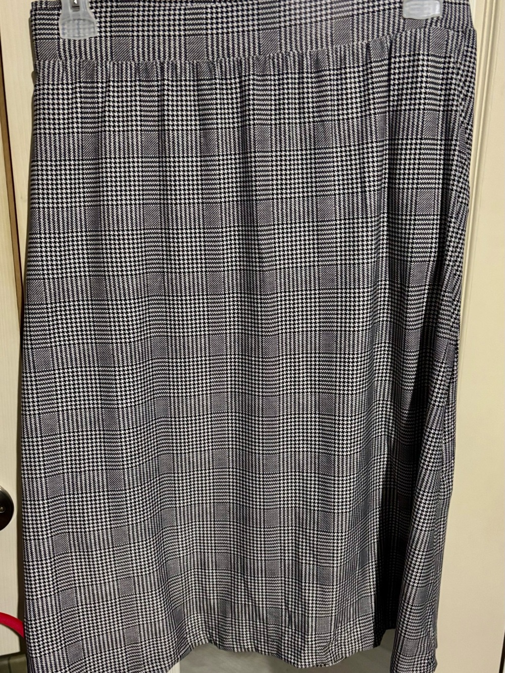 Terra & Sky Black and White Plaid Midi Skirt size 2 XL
